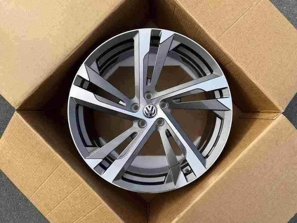 1918-FORGED alloy wheel