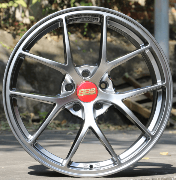 507-FLOW-FORMED alloy wheel