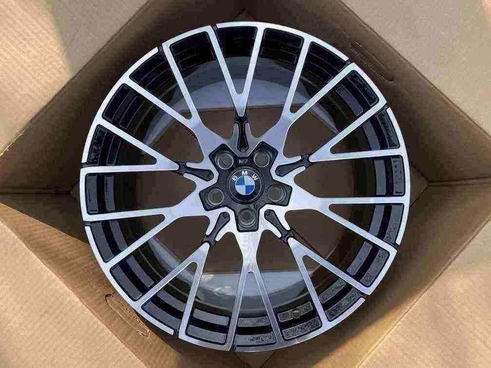 1228-FORGED angle view