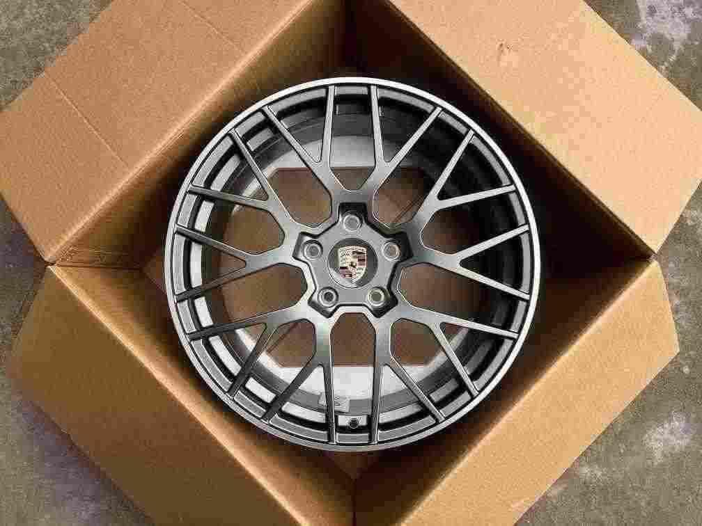 1518-FORGED alloy wheel