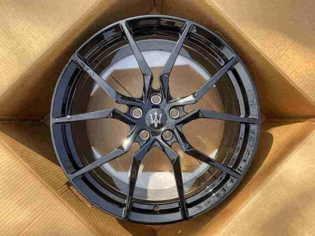 1702-FORGED alloy wheel