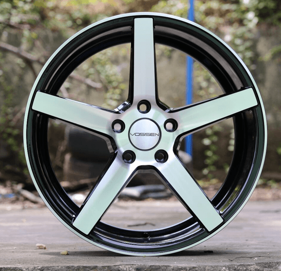 221-FLOW-FORMED alloy wheel