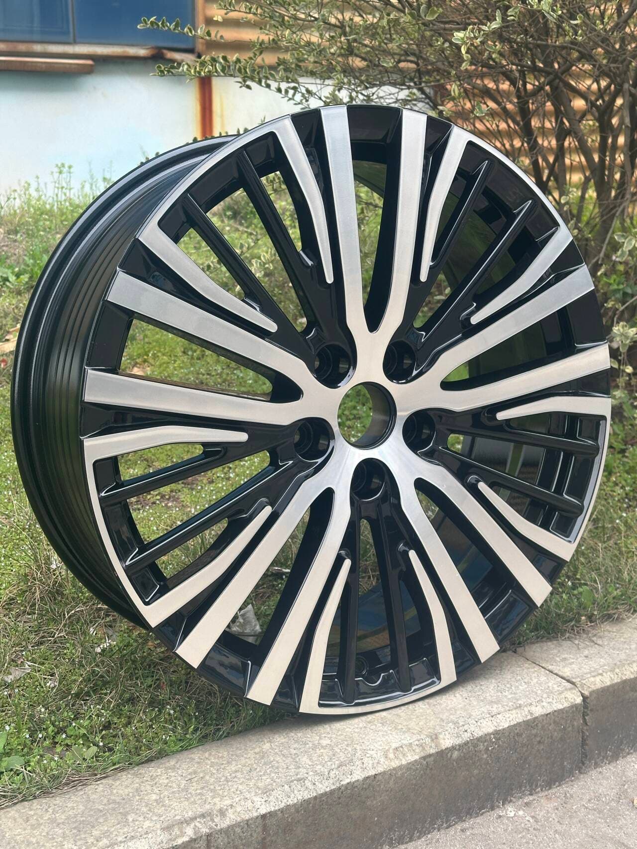 FBX366-9-CAST alloy wheel