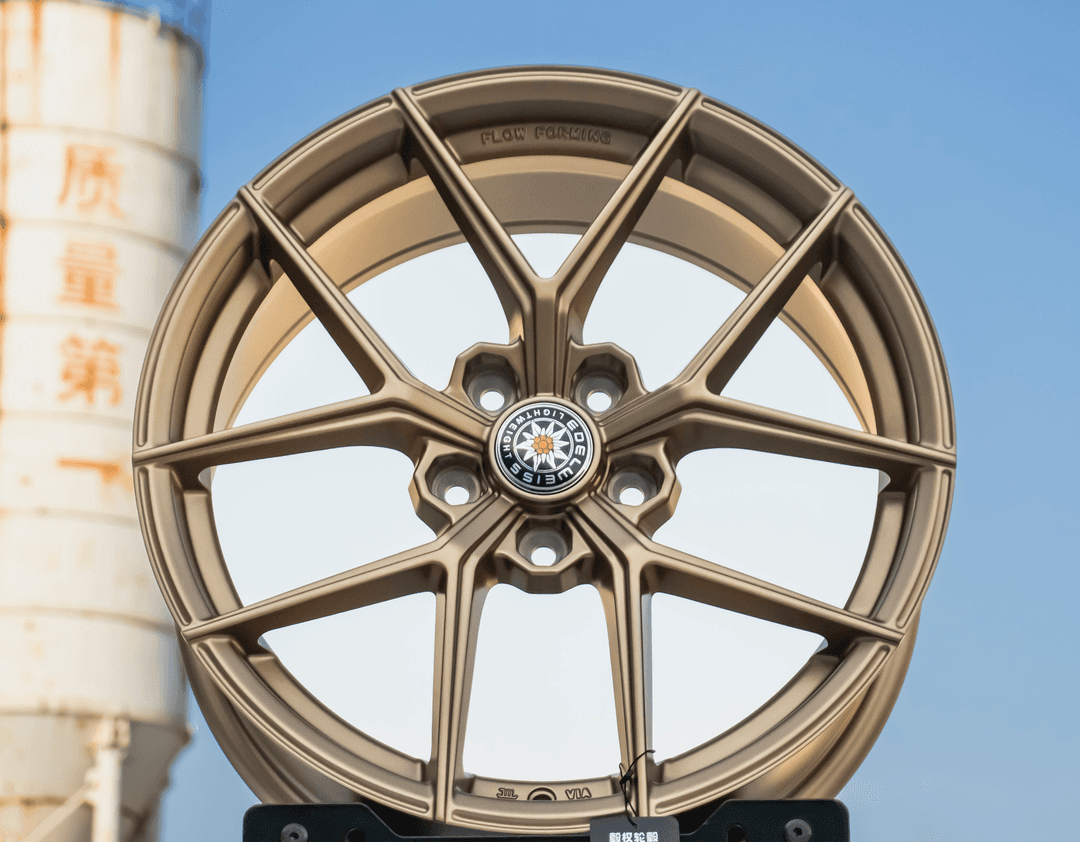 GQ000-CAST angle view
