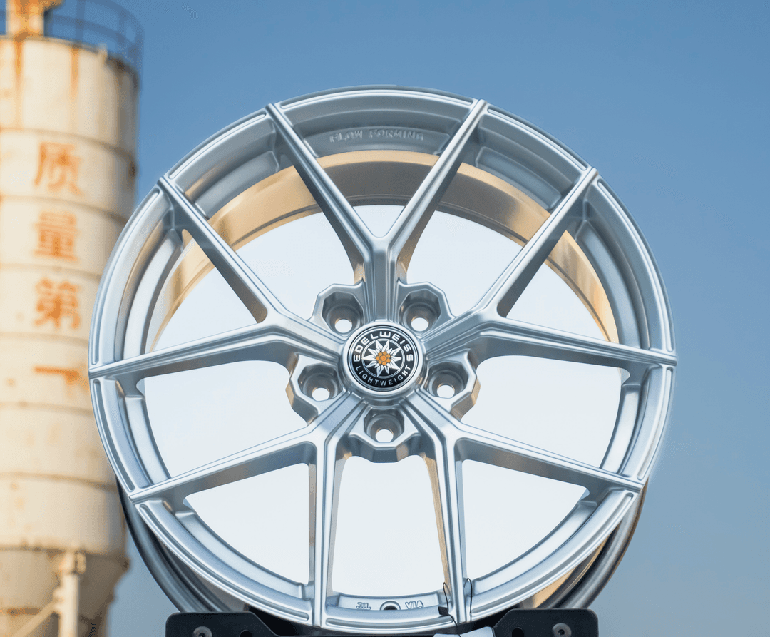 GQ5153-CAST angle view
