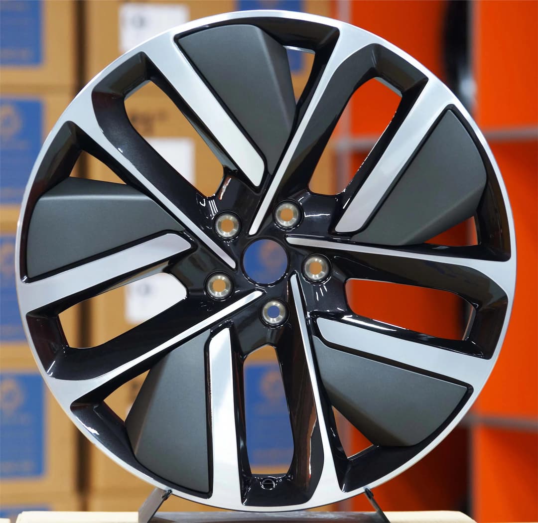 X15-FLOW-FORMED angle view
